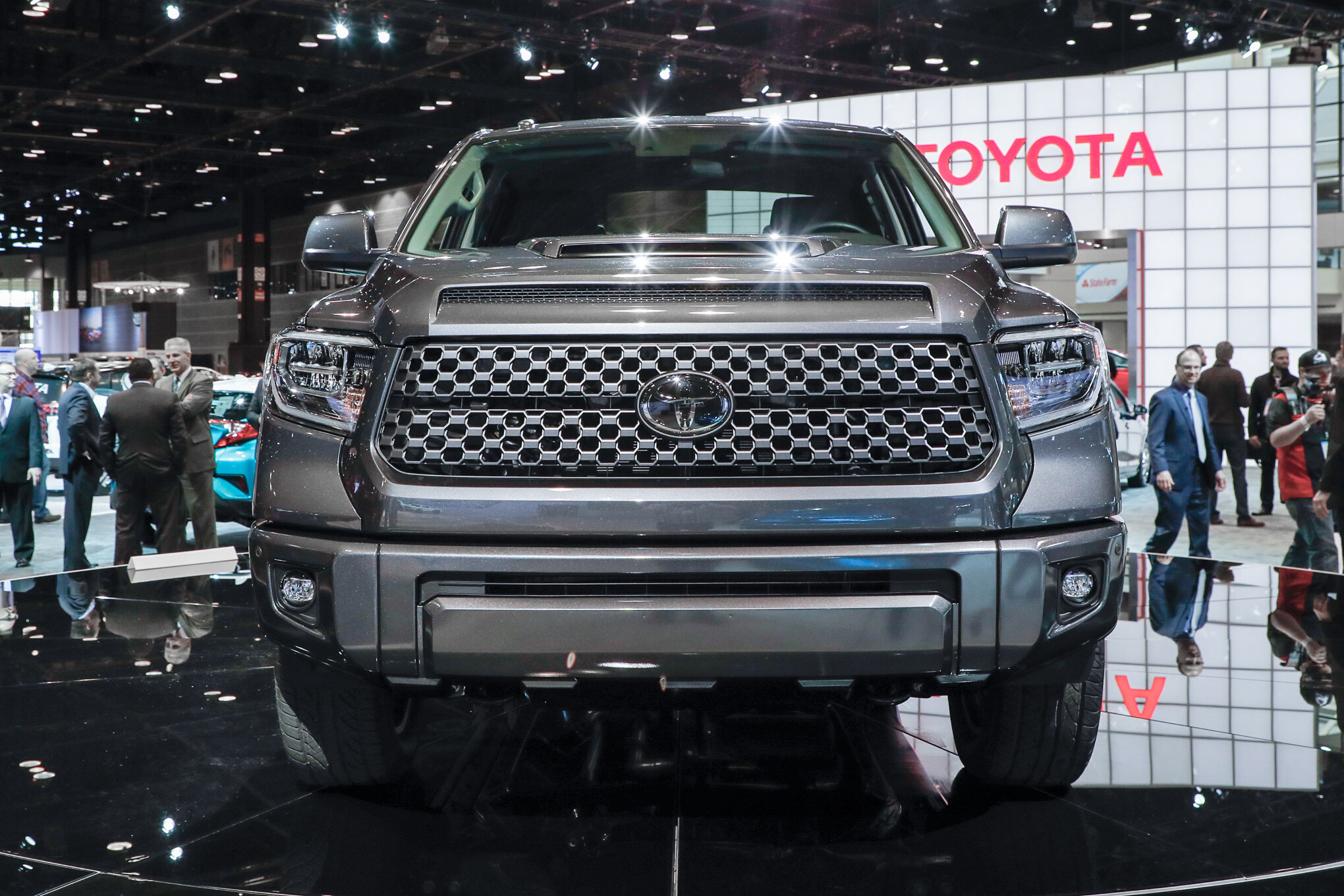 2018-Toyota-Tundra-TRD-Sport-front-end-1