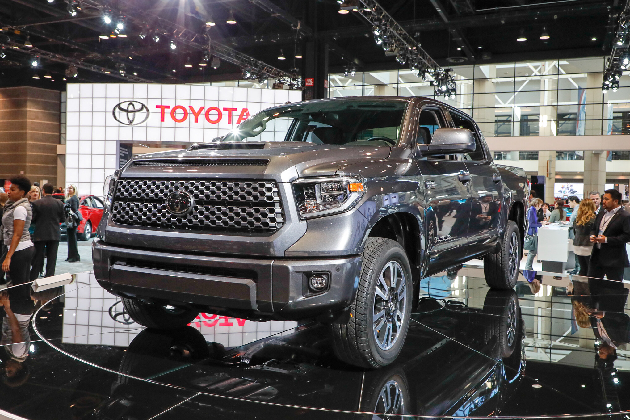 2018-Toyota-Tundra-TRD-Sport-front-three-quarters-1