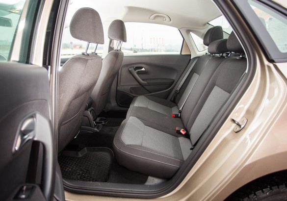 Тест-драйв Volkswagen Polo Sedan 1.6 MT: первый шаг к Пассату