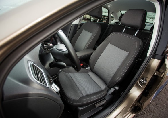 Тест-драйв Volkswagen Polo Sedan 1.6 MT: первый шаг к Пассату