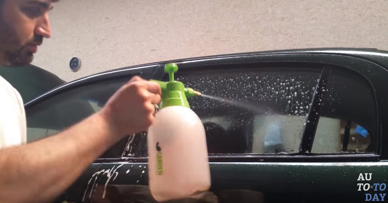 Как затонировать стекла авто своими руками