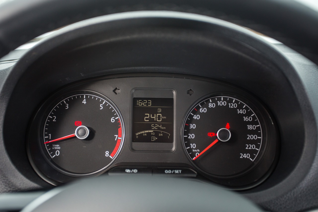 Тест-драйв Volkswagen Polo Sedan 1.6 MT: первый шаг к Пассату