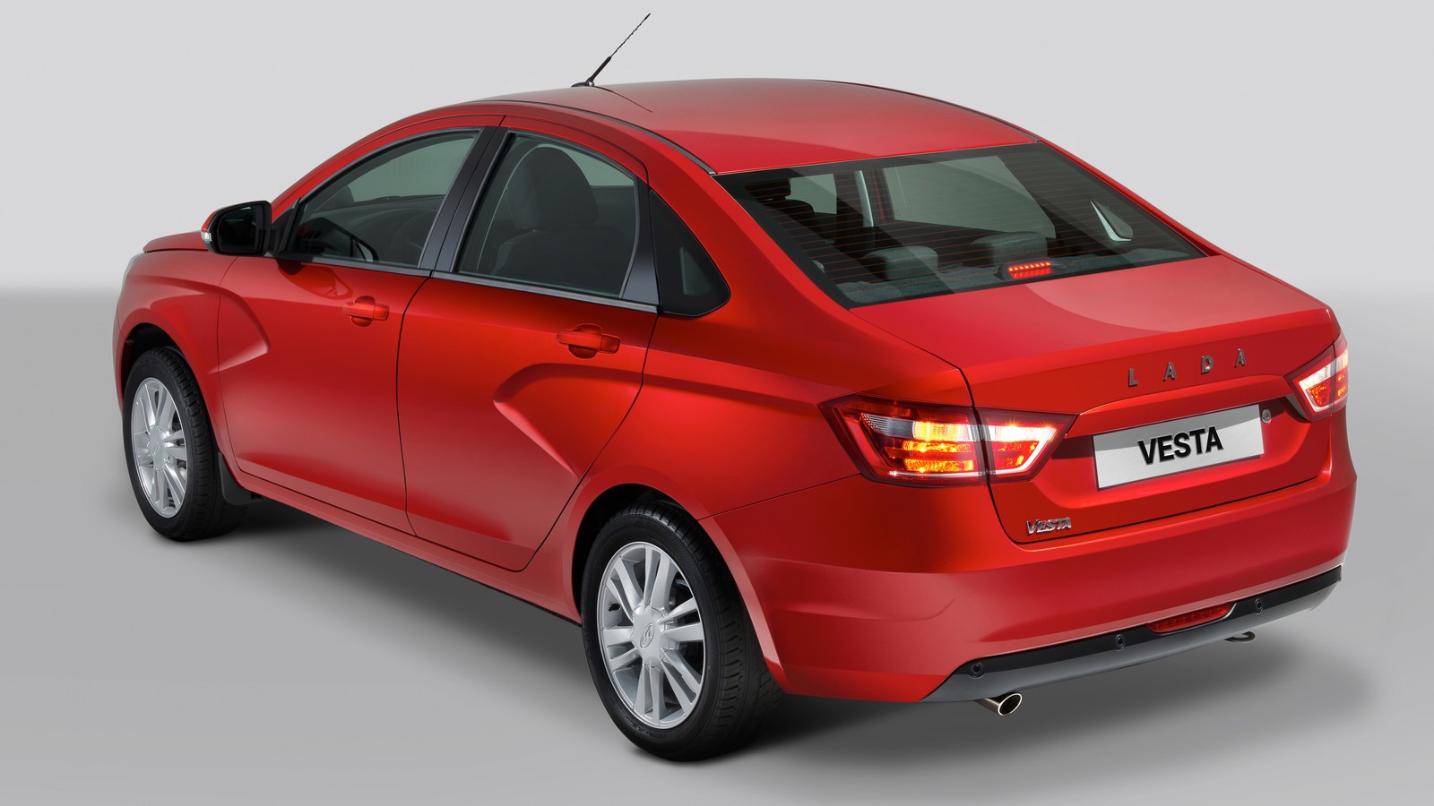 Lada Vesta Red_082