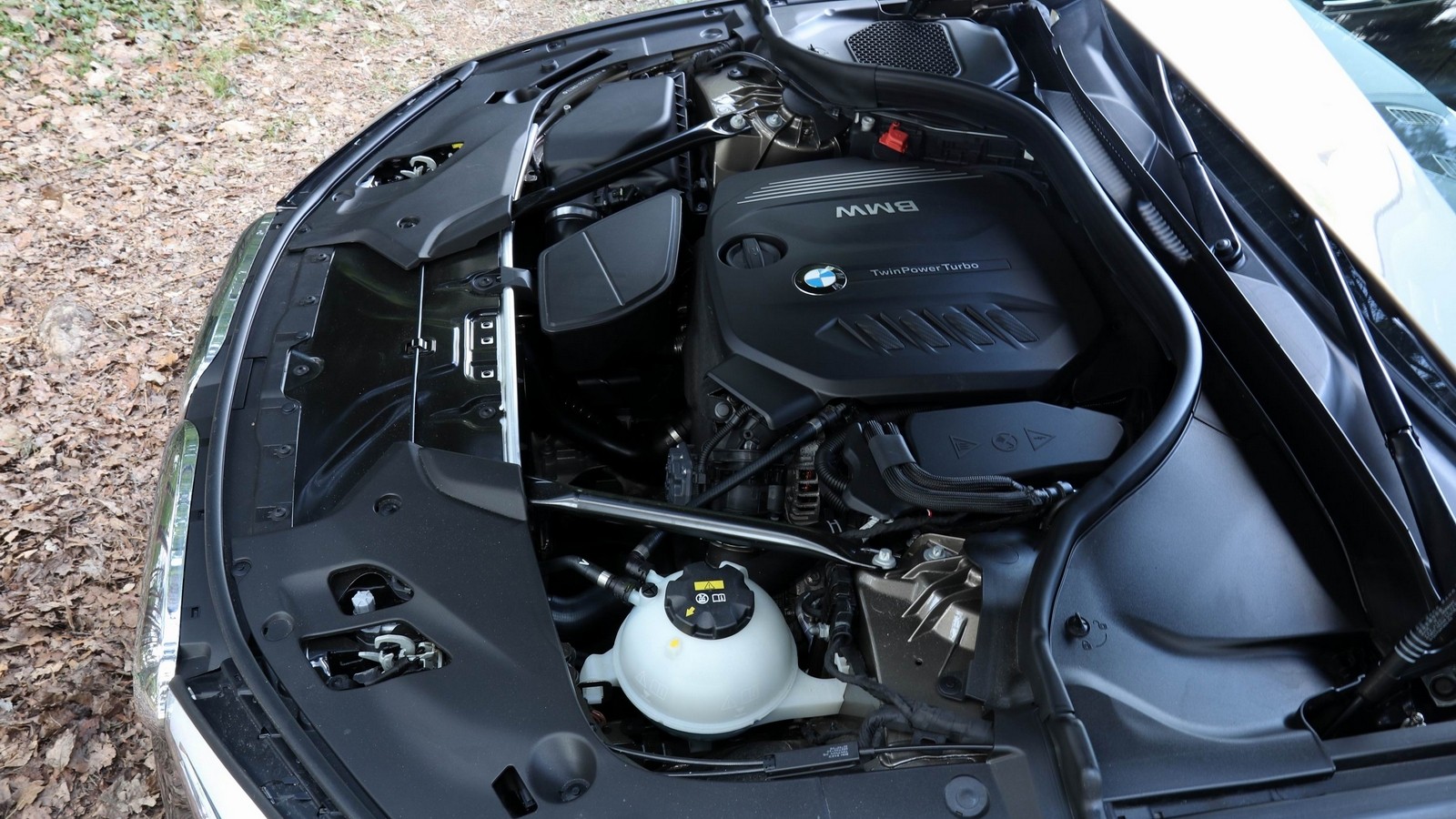 Под капотом BMW 520d xDrive Sedan Luxury Line Worldwide (G30)