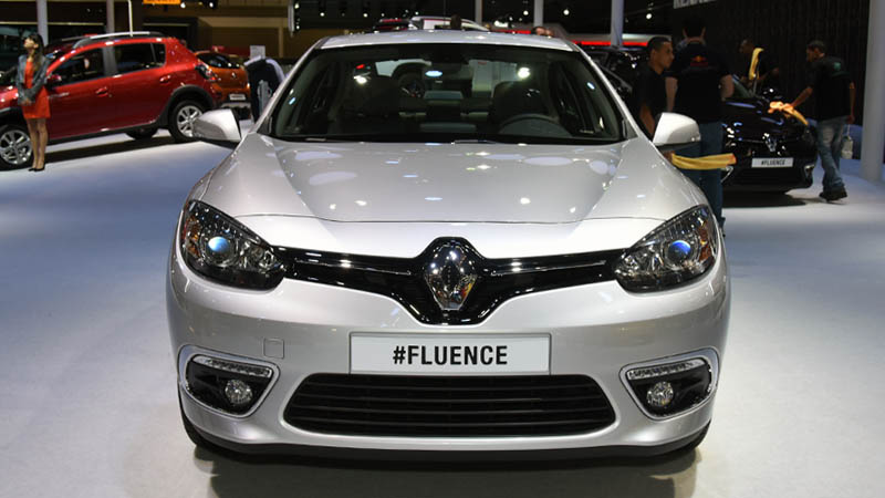 renault fluence z.e. спереди