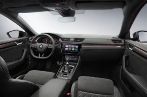 фото салон Skoda Superb 2019-2020